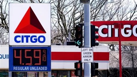 Gas prices twin falls - Idaho gas prices. Sep 4, 2023 Sep 4, 2023; 0; Facebook; Twitter; WhatsApp; SMS; Email; Print; ... An 83-year-old man died Thursday evening while crossing Falls Avenue East in Twin Falls, police ...